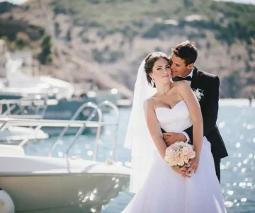 What Are The Benefits Of Having A Boat Wedding?